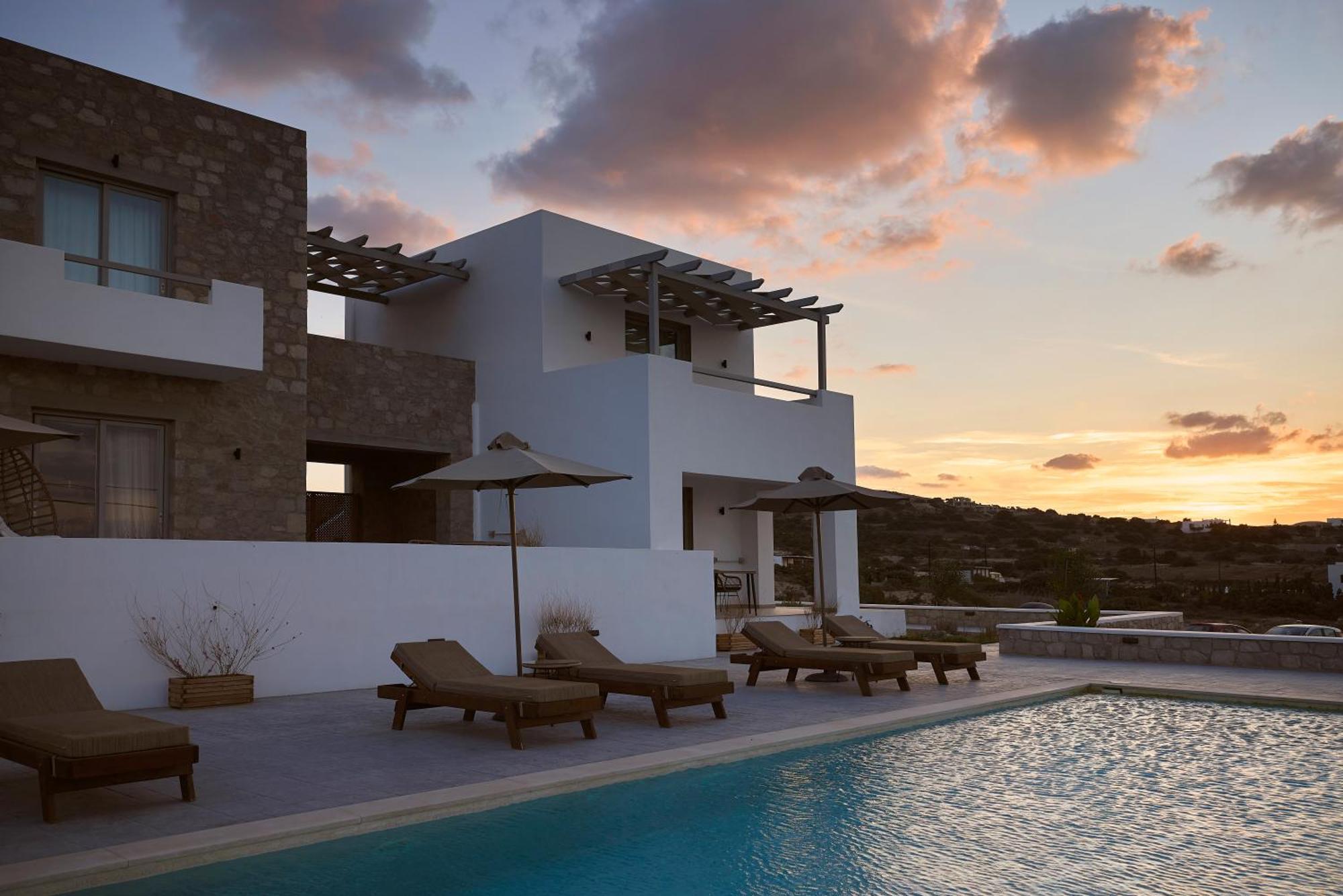 Kedros Milos Suites Adamantas  Exteriér fotografie