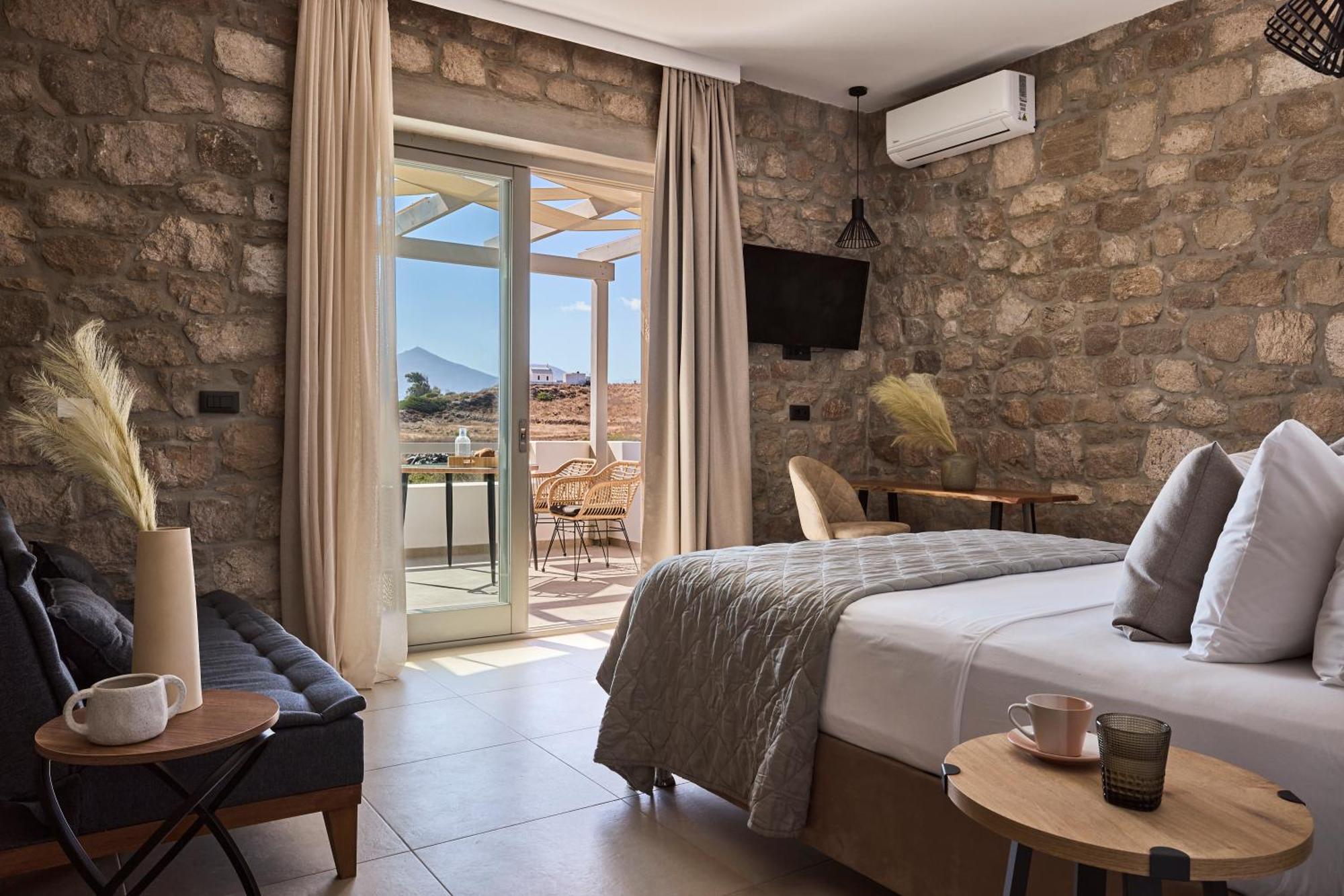 Kedros Milos Suites Adamantas  Pokoj fotografie